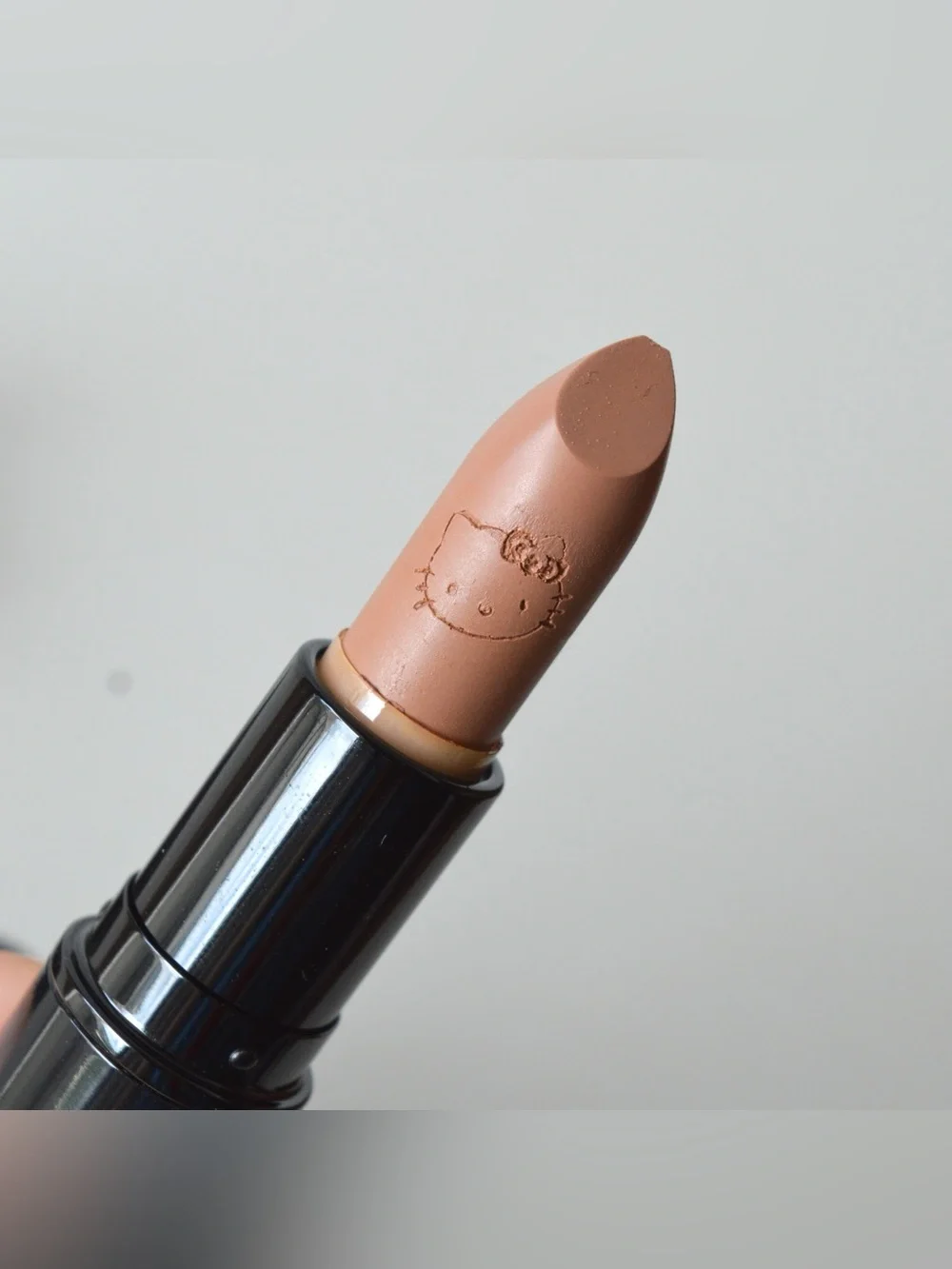 MAC Cosmetics Lipstick *FRESH BREW* Limited Edition BNIB, Hello Kitty Collection